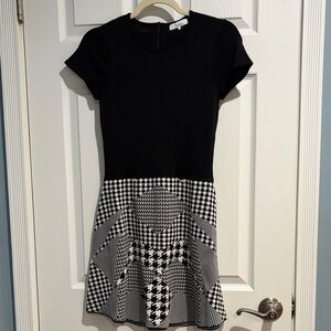 Parker Elegant houndstooth dress